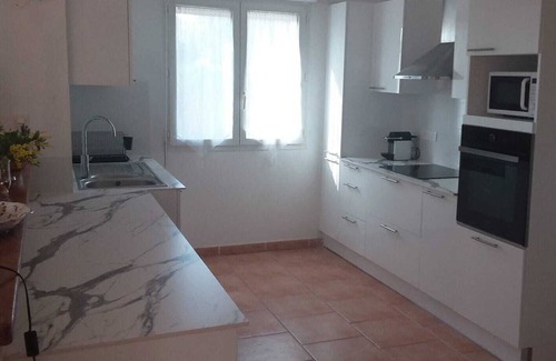 Beziers Villa | Luxurious Villa on Golf Course with Private Pool, Garden, Free WIFI Béziers,