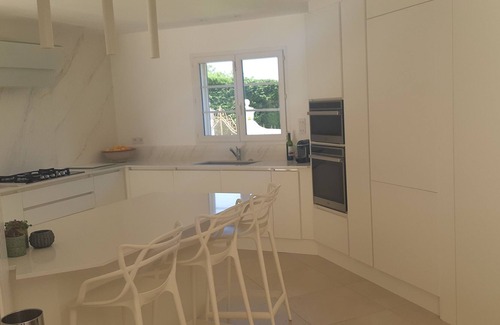 Cabries Villa | Luxurious villa with pool and fireplace in the heart of the Aix countryside