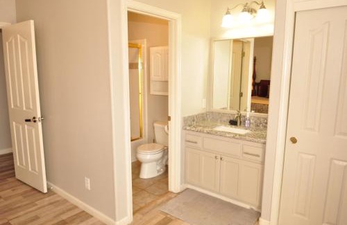 Shenandoah Valley House | Luxurious Wine Country Suite with Vineyard Views