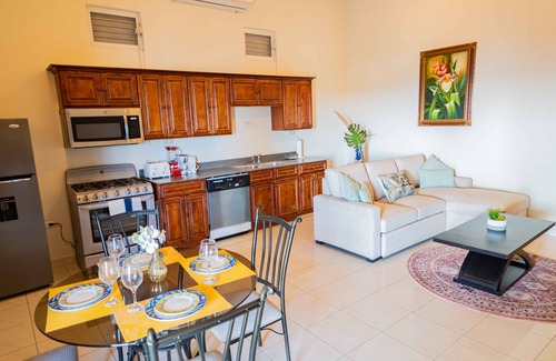 Belair House | Luxury 1 Bedroom at VILLA KIMON + AMAZING PATIO!