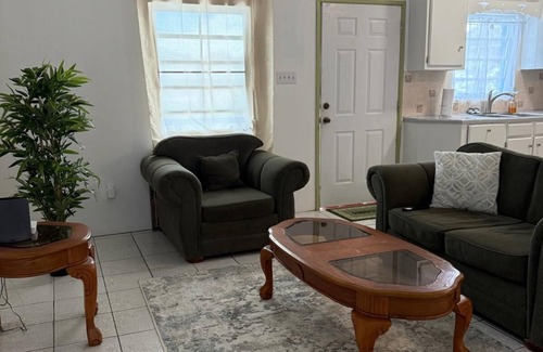 Stonyhill Apartment | Luxury 1-Bedroom Apartment