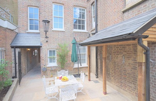 Dunstable Apartment | Luxury 1 Bedroom Serviced Apartment in Dunstable