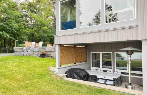 Kingston House | Luxury 1000 Island's Waterfront Home