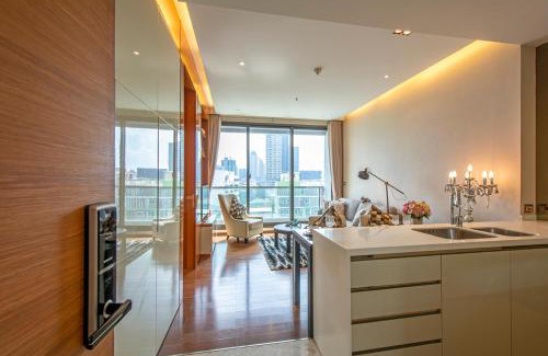 Sukhumvit Apartment | Luxury 1Bed 1Bath 300m BTS Phrom Phong, Emporium EmSphere EmQuartier