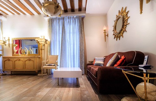 Archives Apartment | luxury 1BR 2BA close to place des vosges fully A/C