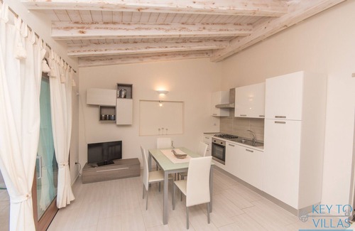 Castelsardo Apartment | Luxury 2 bed apartment with stunning sea views, close to sea and shops, NEW wifi
