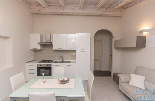 Castelsardo Apartment | Luxury 2 bed apartment with stunning sea views, close to sea and shops, NEW wifi