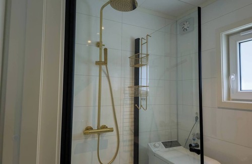 Ardalstangen Apartment | Luxury 2-bedr. apartment with, WiFi close to UNESCO Jotunheimen, West of Norway
