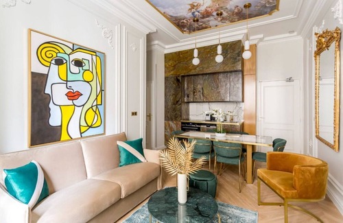 Gaillon Apartment | Luxury 2 Bedroom & 2 Bathroom apartment between Louvre & Opera