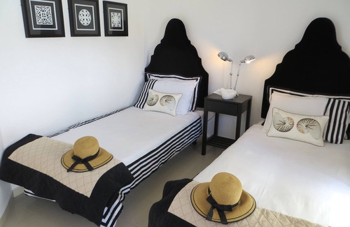 Makry Gialos Villa | Luxury 2 Bedroom Contemporary Townhouse in Makrigialos, Crete