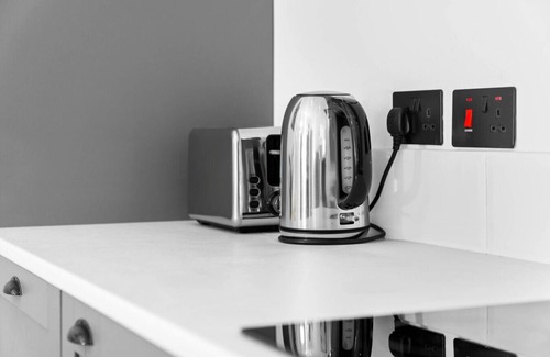 Wolverhampton Apartment | Luxury 2 Bedroom Apartment - Free Netflix - Wolherhampton
