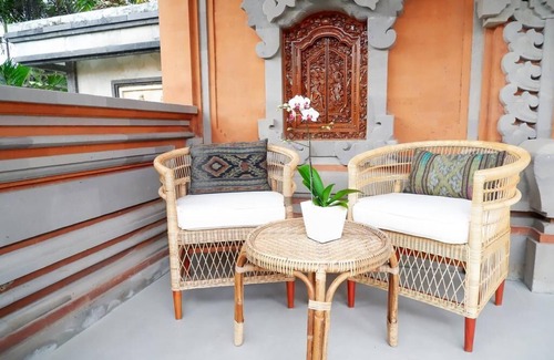 Lodtunduh Villa | Luxury 2 Bedroom Private Pool Balinise Style inclusive breakfast