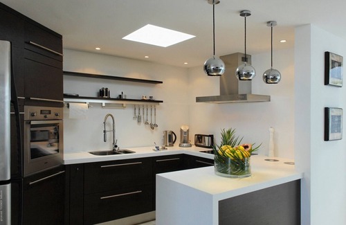 Lurin Apartment | Luxury 2 bedroom situated in Gustavia just a short walk to shops and restaurants