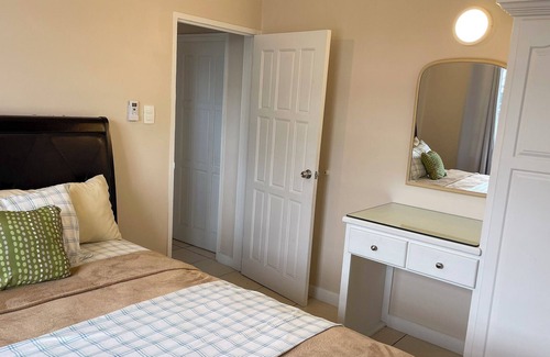 Port of Spain Apartment | Luxury 2 Bedroom Apartment / Gated Community / Located in Fairways, Maraval