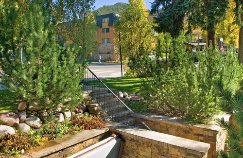 Aspen Condo | Luxury 2 BR/3 BA Condo - #419 Walk to Lifts and Downtown
