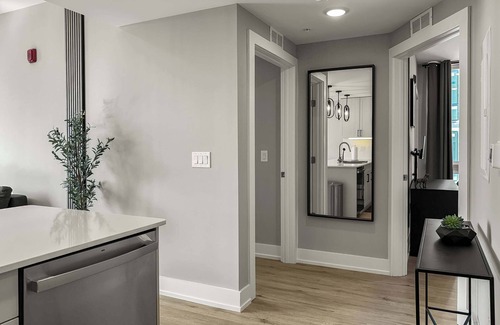Northern Liberties Apartment | Luxury 2BD | 4 Beds | Northern Liberties
