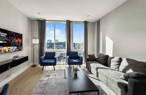 Northern Liberties Apartment | Luxury 2BD | 4 Beds | Northern Liberties