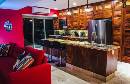 Ixtapa Condo | Luxury 3 Bed + Maids/4 Bath Bay View Grand Residencial ixtapa
