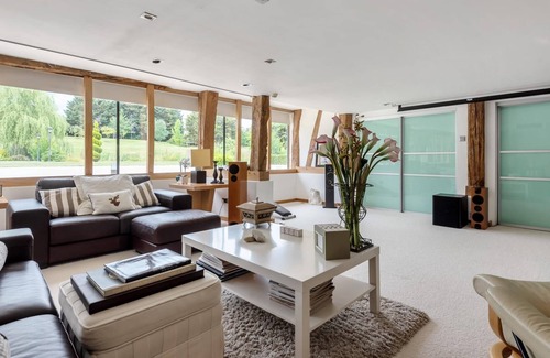 Canterbury Other | Luxury 3 Bedroom Barn Conversion - Canterbury