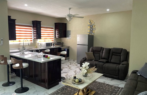 Saint Andrew Apartment | Luxury 3-bedroom apartment with pool overlooking the vibrant city of Kingston.
