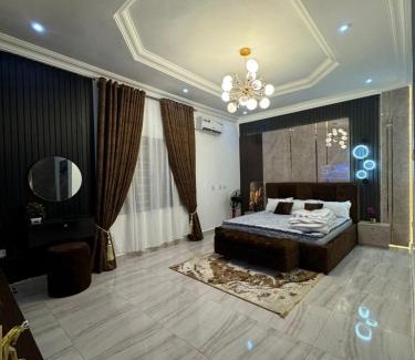 Enugu Apartment | Luxury 3 Bedroom Bungalow at Golf Estate