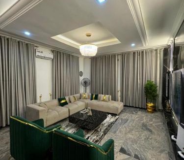 Enugu Apartment | Luxury 3 Bedroom Bungalow at Golf Estate