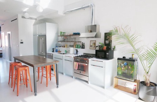 Hunters Point Apartment | Luxury 3 bedroom Duplex Manhattan Skyline Vews