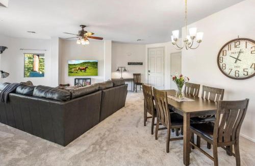 Town Center House | Luxury 3 Bedroom Office Den Condo Fountain Hills