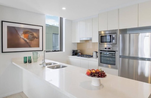 Zetland Apartment | Luxury 3 Bedroom Terrace Suite Defries Avenue, Zetland, New South Wales