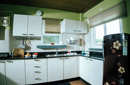 Kotagiri Villa | Luxury 3-bedroom villa in charming Kotagiri with WiFi