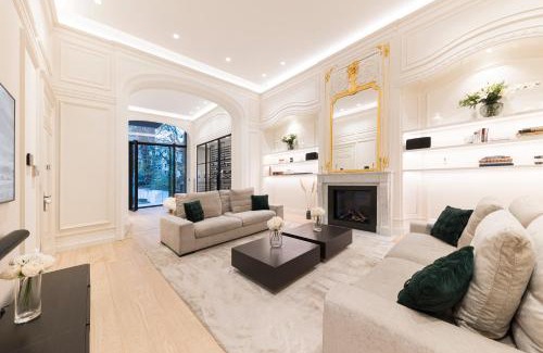 Ixelles Apartment | Luxury 3 bedrooms townhouse in perfect location