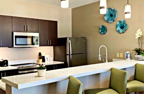Dawn Beach Estates Apartment | Luxury 3BR Oceanfront Condo on Dawn Beach