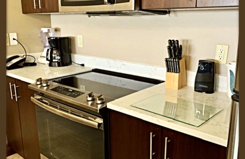 Dawn Beach Estates Apartment | Luxury 3BR Oceanfront Condo on Dawn Beach