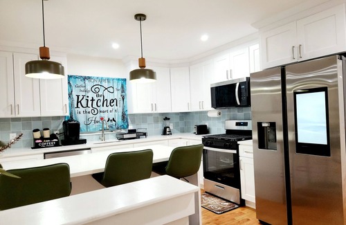 Weequahic House | Luxury 3BR Retreat Near NYC