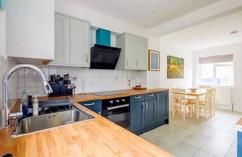 Cambridge House | Luxury 4 bed city house near river - sleeps 10