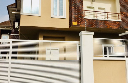 Ofin House | Luxury 4 Bedroom Apartment