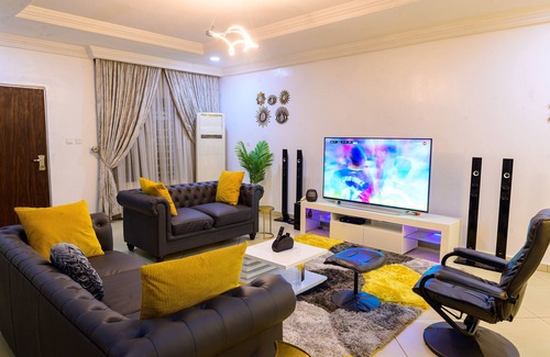 Jabi House | Luxury 4 Bedrooms Holiday Home 24Hrs/Wi-fI/Securit