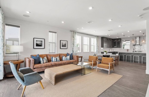 Serra Mesa House | Luxury 4BR Retreat in Mission Valley Pool Gym & Prime Location #42120