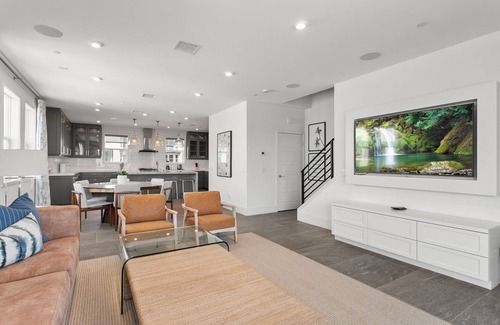 Serra Mesa House | Luxury 4BR Retreat in Mission Valley Pool Gym & Prime Location #42120
