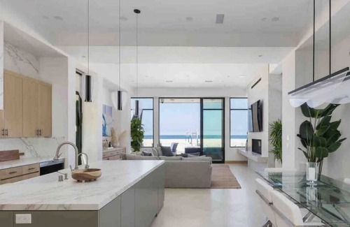 Hermosa Beach House | Luxury 5 Star, Beach Front, New Construction Home