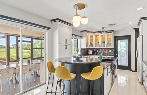 Whitfield House | Luxury 5BR/4BA |Pool & Spa + Pickleball, Golf View