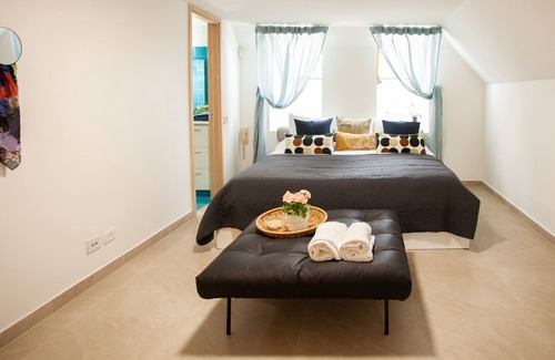 Talbieh Apartment | Luxury 5BR+Washrooms penthouse City Center