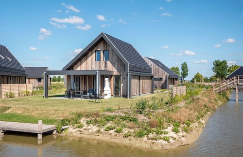 Witmarsum House | Luxury 6-person residence in the holiday park Landal Elfstedenhart