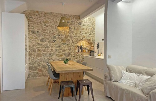 L'Escala House | Luxury 8P town house in center l'Escala, 50m beach