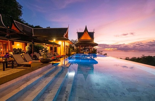 Cherngtalay Villa | Luxury 9 bedroom Ocean view Villa in Surin - West Coast of Phuket