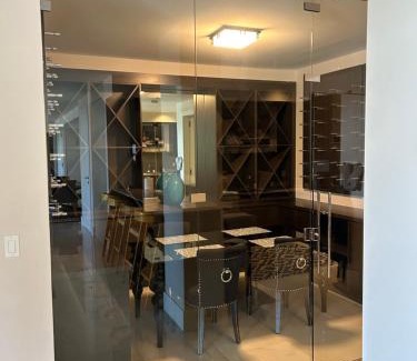 West Vancouver House | Luxury accomodation in West Vancouver