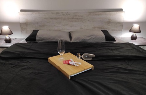 Chisinau Apartment | Luxury Airport Grenoblea 120