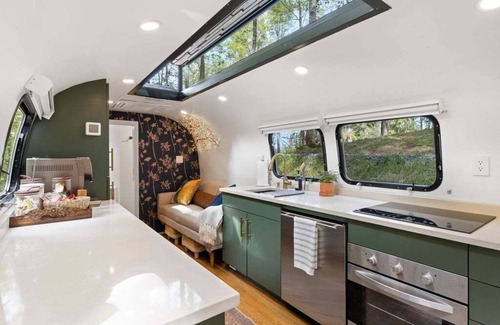 Pisgah Forest House | Luxury Airstream W/Bathtub, River & Hot Tub