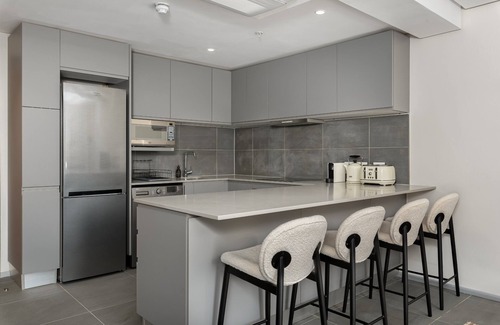 Bo'Kaap Apartment | Luxury and Comfort in Duplex Apartment - City Views