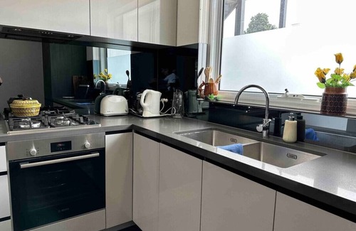 Kew Apartment | Luxury and grandeur with private courtyard